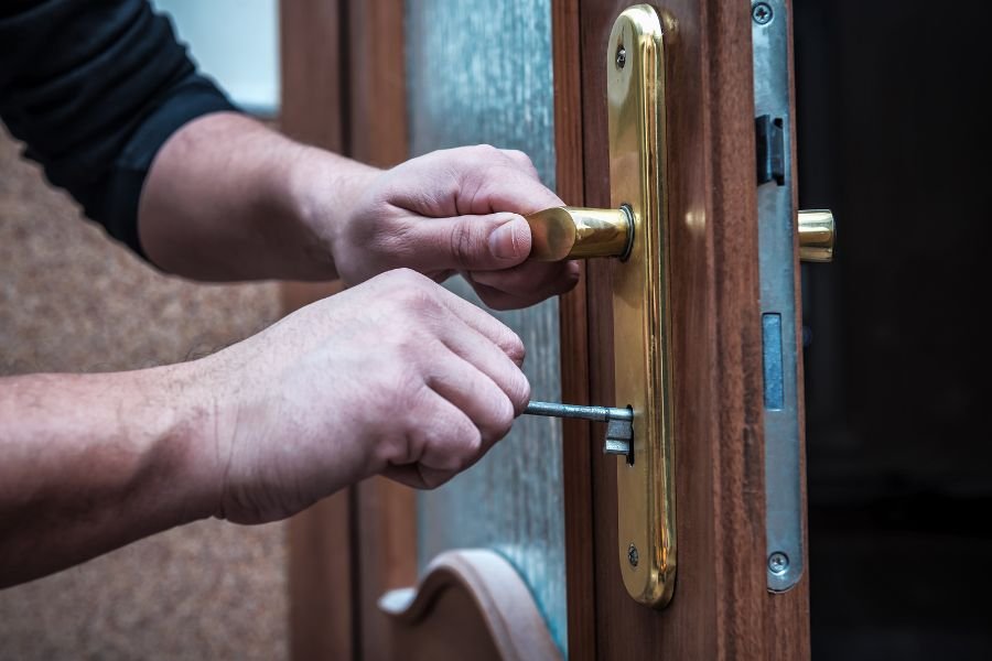 residential locksmith secret harbour
