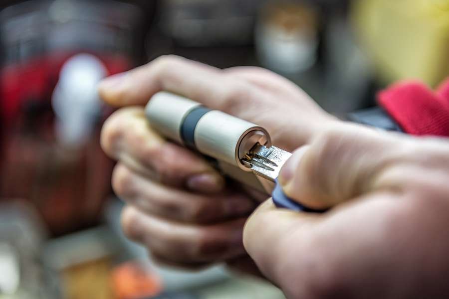 automotive locksmith casuarina