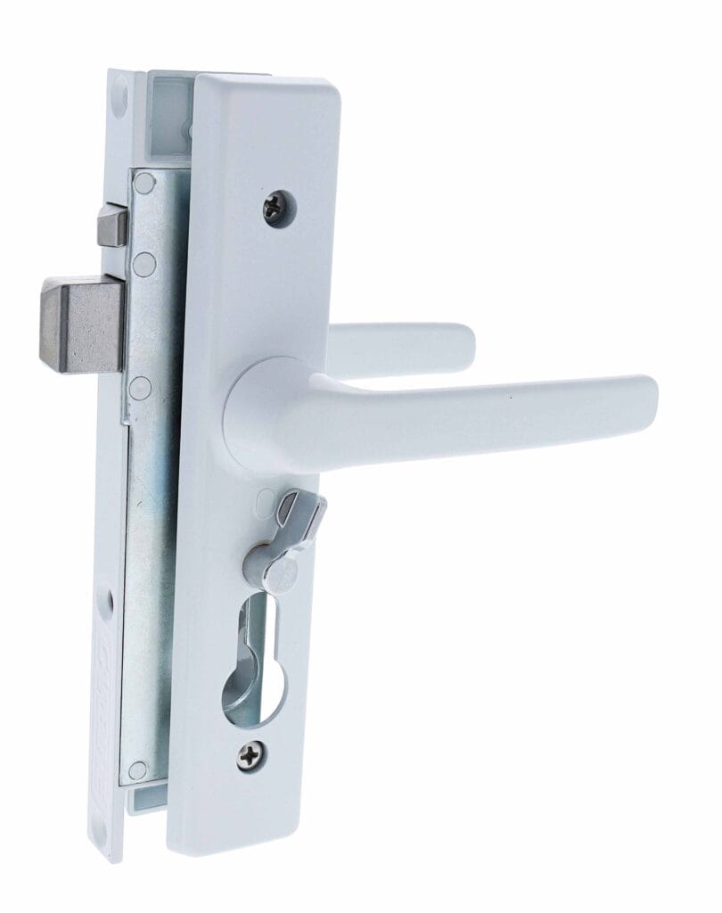 Carbine screen door lock